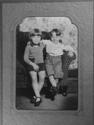 Mildred and Stan Dumes

 (~1929)