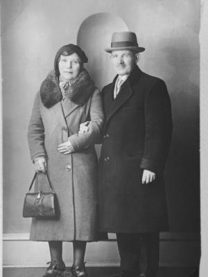 Sarah Dumes Kaplan and Jacob Kaplan
 (~1925)