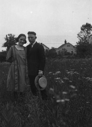 William J Dumes and Freda dating
 (~1922)