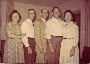 Louie Dumes Children.
L to R: Jeannette, Hy, Willie, Sol, Lillian (~1950)