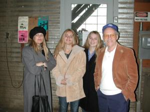 Marsha Bradford, Abby Dumes, Hannah Dumes, Stan Dumes (2001)