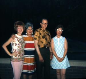 Phyl Dumes, Mabel, Charlie Fialco, Mildred Dumes Dansker (1970)