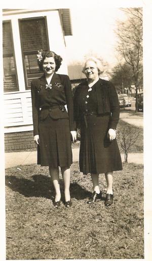 Arthur Dumes' wife Jennie and Naomi
 (~1945)