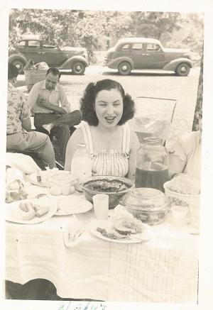 Jake Stein, Sam Zoll to left and Lillian in forefront 1947 (1947)