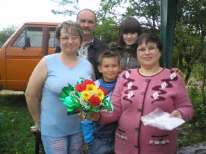 Tanya, Sasha, Ilya, Lyuda, and Julia (2008)