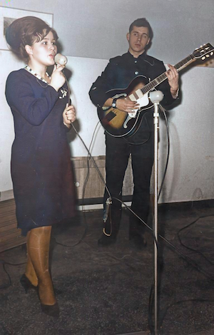 Juliya singing in Riga