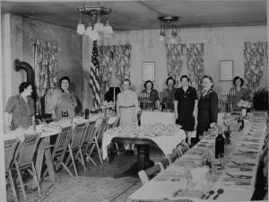 Sedar at Hovas Hocham, the Shul in Vincennes, IN.
April 8, 1944.  On back it says:
Heavy set woman - Fannie Dansker ?? - Freda Dumes
In front of table back - Becky Dumes (Louis Dumes wife) my aunt (Louie Dumes, Dad's brother) Standing at end of table back Sydelle Linkon.  In front table side - Fannie Rosenberg (Mrs Sam Rosenberg)
 (1944)