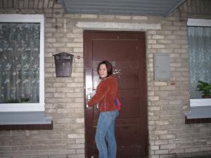 Marina going in to her apartment (2009)