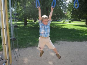 Max hanging from rings (2009)