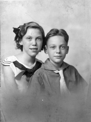 Mildred and Stan Dumes (~1935)