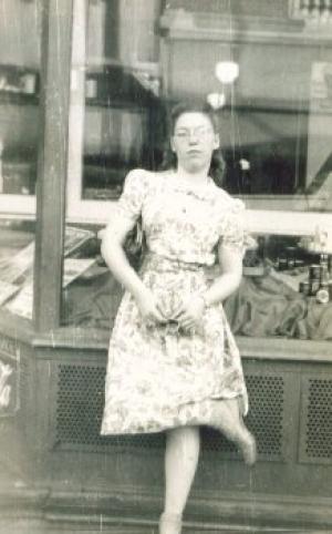 Mildred Dumes (~1939)