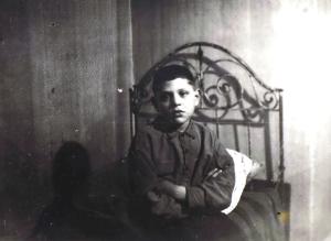 Aaron Khitrin, son of Sora Dumesh Khitrin (1938)