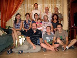 1st row - Gregory Gutkin (husband of Svetlana Khitrin), Ariel Khitrin (son of Yuri Khitrin), Vadim David Gutkin (grandson of Aaron Khitrin)

2nd row- Nitzan Keshet (girlfriend of Vadim David Gutkin), Eleonora Shifrin (wife of Yuri Khitrin),  Karin Anna Gutkin (grand daughter of Aaron Khitrin)  with her daughter Atara, Berta Shapiro Khitrin (wife of Aaron Khitrin), Svetlana Khitrin (daughter of Aaron Khitrin)

3rd row (standing) - Eyal Pinchas Aisicovich (husband of Karin Anna Gutkin), Aaron Khitrin (son of Sora Dumesh Khitrin), Yuri Khitrin (son of Aaron Khitrin)



 (2011)