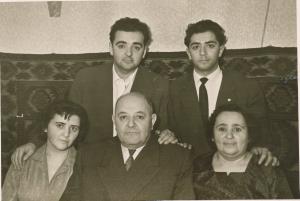 (top right to left) Vulf and Leiser (bottom right to left) Bluma, Israel, and Feiga Dumesh (1960)