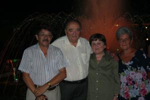 from right to left Ina Dumesh, Feiga, Leizer, and Vulf in Riga Aug 2007 (2007)