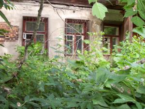 This is the apartment where Moisey Dumesh and his family lived during the time of the war in what was then Gorky and is now known as Nizhny Novgorod. (2008)