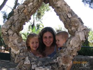 Inna Rajhlin  (daughter of Eugenia Dumes). Inna has two children, a boy and a gril. Inna lives in Israel.  (2007)