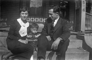 Sol Francis, Jeannette, Ben Karp
 (~1934)